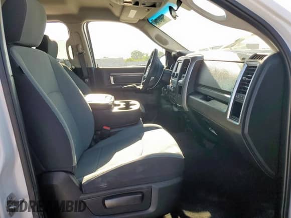 2024 Ram 1500 SLT z VIN 1C6RR6GG8RS123105, wystawiony jako Copart lot #56604785 z przebiegiem 22 439 mil mil oraz Szkoda całkowita • Salvage title. Historia ofert i sprzedaży dostępna na DreamBid. Obrazek 7.