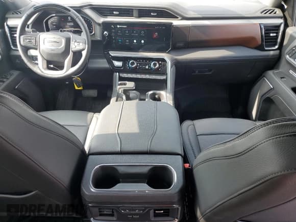 ✅ 2025 GMC Sierra 1500 Denali • VIN: 1GTUUGEL9SZ145702 • Лот: 48544805. Опубликован ранее на Copart с пробегом 242 миль. Бесплатный доступ к архиву аукционных продаж из США и подробный отчёт об истории автомобиля на DreamBid. Изображение 8.