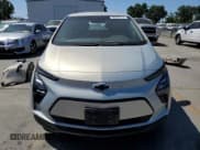 ✅ 2022 Chevrolet Bolt EV 1LT • VIN: 1G1FW6S03N4101003 • Lot: 56212214. Wystawiony na Copart z przebiegiem 139 698 mil. Bezpłatny archiwum sprzedaży aukcyjnych z USA i szczegółowy raport historii pojazdu na DreamBid. Zdjęcie 5.