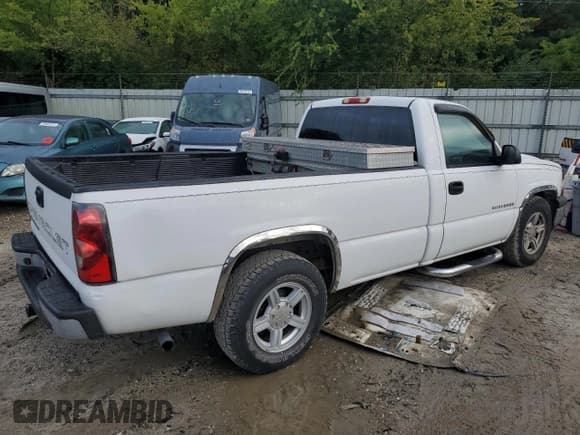 ✅ 2006 Chevrolet Silverado 1500 Work Truck • VIN: 3GCEC14X16G148804 • Лот: 72996974. Опубликован ранее на Copart с пробегом 105 727 миль. Бесплатный доступ к архиву аукционных продаж из США и подробный отчёт об истории автомобиля на DreamBid. Изображение 3.