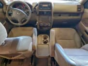 ✅ 2004 Honda CR-V LX • VIN: JHLRD68444C009054 • Lot: 94043455. Wystawiony na Copart z przebiegiem 156 742 mil. Bezpłatny archiwum sprzedaży aukcyjnych z USA i szczegółowy raport historii pojazdu na DreamBid. Zdjęcie 8.