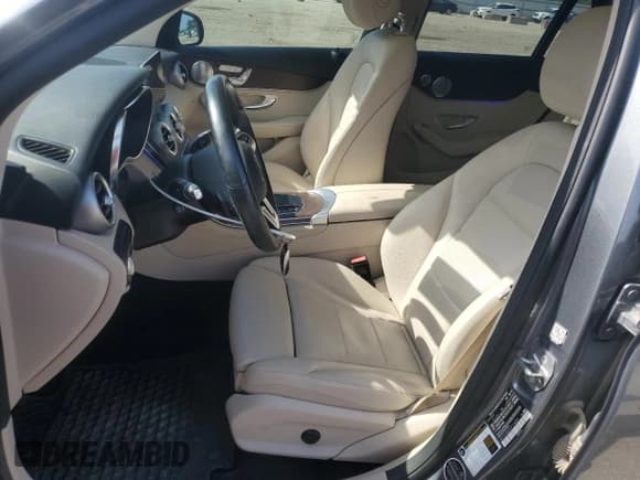✅ 2020 Mercedes-Benz GLC 300 • VIN: WDC0G8EBXLF714329 • Lot: 66508455. Listed on Copart with 68,874 mi. Free auction sales archive from the USA and detailed vehicle history report at DreamBid. Image 7.