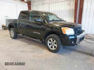 ✅ 2012 Nissan Titan SL • VIN: 1N6BA0EC0CN303180 • Лот: 43496527. Опубликован ранее на IAAI с пробегом 104 607 миль. Бесплатный доступ к архиву аукционных продаж из США и подробный отчёт об истории автомобиля на DreamBid. Изображение 1.