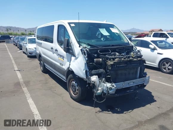 ✅ 2020 Ford Transit Passenger XL • VIN: 1FMZK1Y89LKB17761 • Lot: 39455768. Wystawiony na IAAI z przebiegiem 73 654 mil. Bezpłatny archiwum sprzedaży aukcyjnych z USA i szczegółowy raport historii pojazdu na DreamBid. Zdjęcie 1.