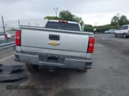 ✅ 2018 Chevrolet Silverado 1500 LT • VIN: 1GCVKREC1JZ293623 • Лот: 43371033. Опубликован ранее на IAAI с пробегом 186 907 миль. Бесплатный доступ к архиву аукционных продаж из США и подробный отчёт об истории автомобиля на DreamBid. Изображение 16.