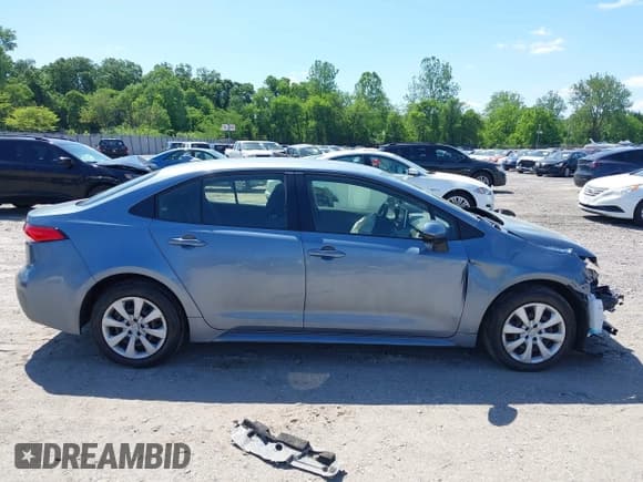 ✅ 2021 Toyota Corolla LE • VIN: JTDEPMAE7MJ144664 • Lot: 42269698. Wystawiony na IAAI z przebiegiem 23 500 mil. Bezpłatny archiwum sprzedaży aukcyjnych z USA i szczegółowy raport historii pojazdu na DreamBid. Zdjęcie 14.