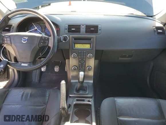 ✅ 2012 Volvo C30 • VIN: YV1672MK5C2282085 • Lot: 66740385. Wystawiony na Copart z przebiegiem 73 193 mil. Bezpłatny archiwum sprzedaży aukcyjnych z USA i szczegółowy raport historii pojazdu na DreamBid. Zdjęcie 8.