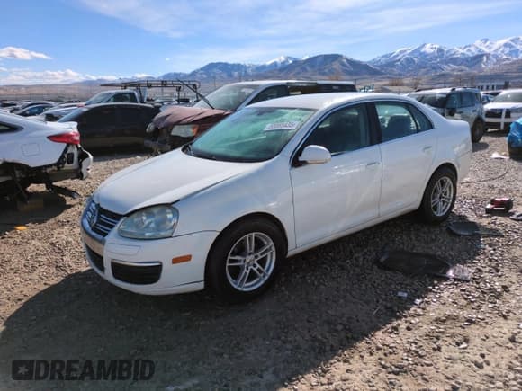 ✅ 2005 Volkswagen Jetta • VIN: 3VWRT71K65M633255 • Lot: 50068435. Listed on Copart with Not provided. Free auction sales archive from the USA and detailed vehicle history report at DreamBid. Image 1.