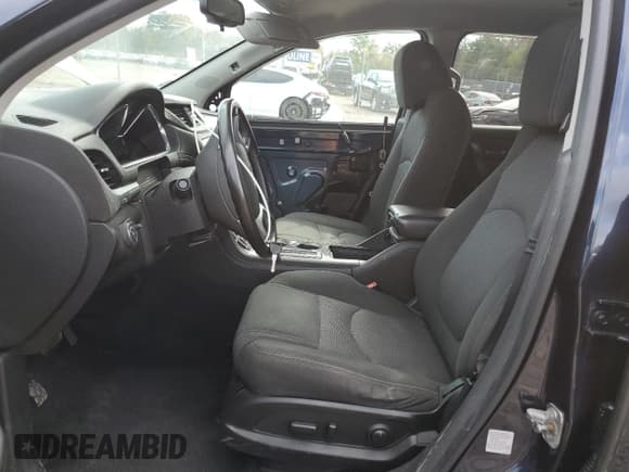 ✅ 2016 Chevrolet Traverse LT • VIN: 1GNKVGKD9GJ324238 • Lot: 82233025. Listed on Copart with 99,590 mi. Free auction sales archive from the USA and detailed vehicle history report at DreamBid. Image 7.