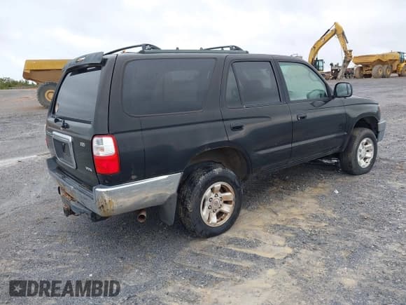 ✅ 2002 Toyota 4Runner SR5 • VIN: JT3GN86R420246125 • Лот: 43518513. Опубликован ранее на IAAI с пробегом 164 185 миль. Бесплатный доступ к архиву аукционных продаж из США и подробный отчёт об истории автомобиля на DreamBid. Изображение 4.
