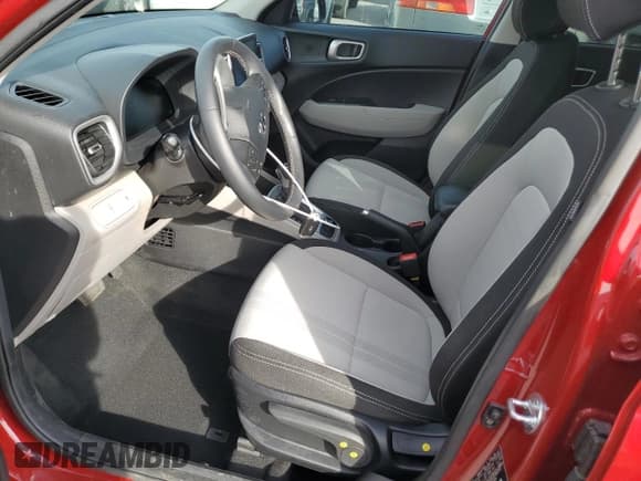 ✅ 2024 Hyundai Venue SEL • VIN: KMHRC8A36RU326800 • Lot: 45751855. Listed on Copart with 12,609 mi. Free auction sales archive from the USA and detailed vehicle history report at DreamBid. Image 7.