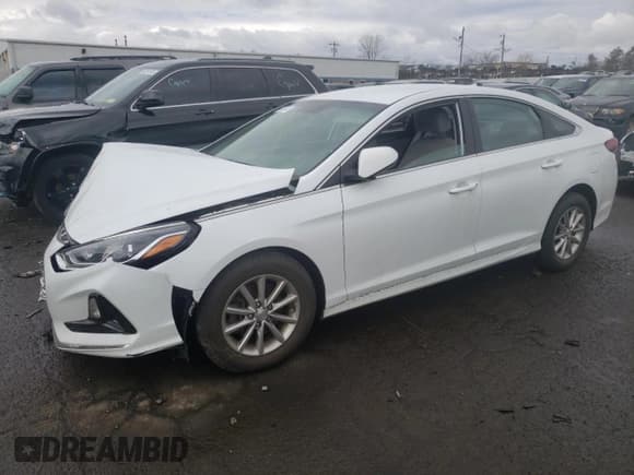 ✅ 2018 Hyundai Sonata SE • VIN: 5NPE24AF7JH597789 • Lot: 46007743. Listed on Copart with 52,449 mi. Free auction sales archive from the USA and detailed vehicle history report at DreamBid. Image 1.