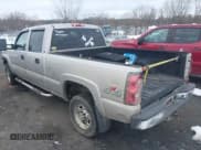 ✅ 2006 Chevrolet Silverado 2500HD LT3 • VIN: 1GCHK23D56F159755 • Лот: 41299166. Опубликован ранее на IAAI с пробегом 377 183 миль. Бесплатный доступ к архиву аукционных продаж из США и подробный отчёт об истории автомобиля на DreamBid. Изображение 3.