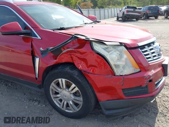 ✅ 2016 Cadillac SRX Luxury Collection • VIN: 3GYFNBE34GS562880 • Lot: 43370945. Wystawiony na IAAI z przebiegiem 128 891 mil. Bezpłatny archiwum sprzedaży aukcyjnych z USA i szczegółowy raport historii pojazdu na DreamBid. Zdjęcie 6.