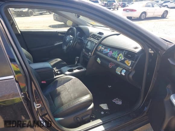 ✅ 2014 Toyota Camry SE • VIN: 4T1BF1FK8EU764244 • Lot: 43136897. Listed on IAAI with 212,418 mi. Free auction sales archive from the USA and detailed vehicle history report at DreamBid. Image 5.