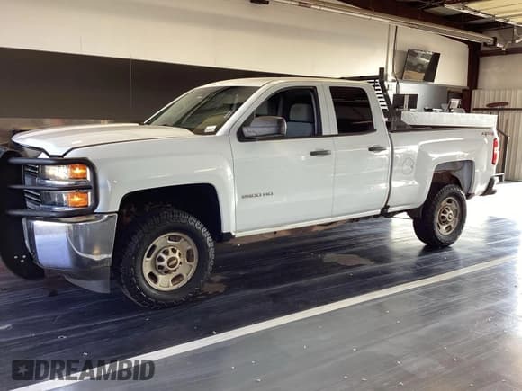 ✅ 2017 Chevrolet Silverado 2500HD Work Truck • VIN: 1GC2KUEG2HZ373080 • Lot: 42919485. Wystawiony na IAAI z przebiegiem 163 311 mil. Bezpłatny archiwum sprzedaży aukcyjnych z USA i szczegółowy raport historii pojazdu na DreamBid. Zdjęcie 1.