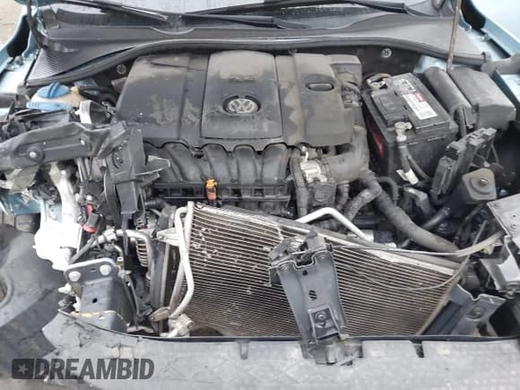 ✅ 2013 Volkswagen Passat SEL Premium • VIN: 1VWCP7A38DC058627 • Lot: 41687690. Wystawiony na IAAI z przebiegiem 192 322 mil. Bezpłatny archiwum sprzedaży aukcyjnych z USA i szczegółowy raport historii pojazdu na DreamBid. Zdjęcie 10.