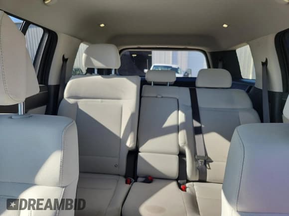 ✅ 2025 Hyundai Santa Fe SE • VIN: 5NMP14GL3SH110093 • Lot: 62603005. Listed on Copart with 6,931 mi. Free auction sales archive from the USA and detailed vehicle history report at DreamBid. Image 10.