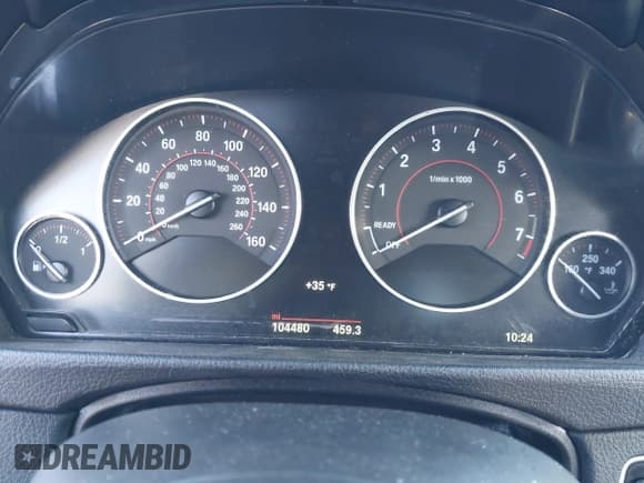 ✅ 2016 BMW 3 Series 328i xDrive • VIN: WBA8E3C52GK501576 • Лот: 41645961. Опубликован ранее на IAAI с пробегом 104 480 миль. Бесплатный доступ к архиву аукционных продаж из США и подробный отчёт об истории автомобиля на DreamBid. Изображение 7.