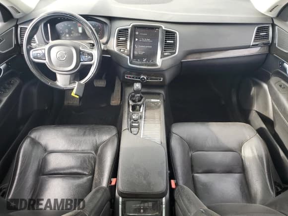 ✅ 2018 Volvo XC90 Momentum • VIN: YV4A22PK5J1202021 • Лот: 83991985. Опубликован ранее на Copart с пробегом 195 286 миль. Бесплатный доступ к архиву аукционных продаж из США и подробный отчёт об истории автомобиля на DreamBid. Изображение 8.