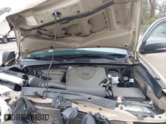 ✅ 2017 Toyota Tacoma SR5 • VIN: 5TFAZ5CN5HX045873 • Лот: 41946013. Опубликован ранее на IAAI с пробегом 114 892 миль. Бесплатный доступ к архиву аукционных продаж из США и подробный отчёт об истории автомобиля на DreamBid. Изображение 10.