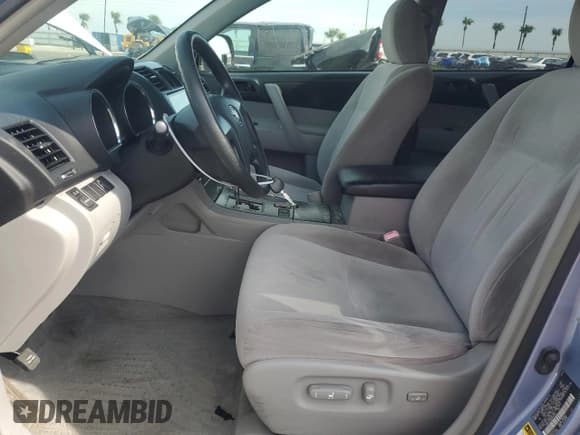 ✅ 2009 Toyota Highlander • VIN: JTEDA41A592006435 • Lot: 91637765. Listed on Copart with 203,879 mi. Free auction sales archive from the USA and detailed vehicle history report at DreamBid. Image 7.