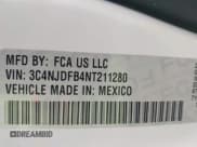 ✅ 2022 Jeep Compass Latitude Lux • VIN: 3C4NJDFB4NT211280 • Lot: 42482683. Listed on IAAI with 15,475 mi. Free auction sales archive from the USA and detailed vehicle history report at DreamBid. Image 9.