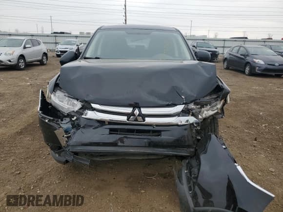 ✅ 2018 Mitsubishi Outlander ES • VIN: JA4AZ3A37JZ057534 • Lot: 53481405. Listed on Copart with 34,371 mi. Free auction sales archive from the USA and detailed vehicle history report at DreamBid. Image 5.