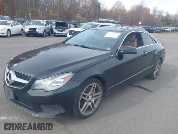 ✅ 2015 Mercedes-Benz E 400 • VIN: WDDKJ6HB6FF300166 • Лот: 43649771. Опубликован ранее на IAAI с пробегом 122 263 миль. Бесплатный доступ к архиву аукционных продаж из США и подробный отчёт об истории автомобиля на DreamBid. Изображение 2.