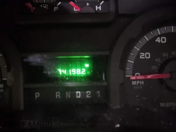 ✅ 2009 Ford Econoline Cargo Commercial • VIN: 1FTNS24W39DA38273 • Lot: 43615222. Wystawiony na IAAI z przebiegiem 74 198 mil. Bezpłatny archiwum sprzedaży aukcyjnych z USA i szczegółowy raport historii pojazdu na DreamBid. Zdjęcie 7.