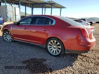 ✅ 2009 Lincoln MKS • VIN: 1LNHM94R09G623574 • Lot: 87432325. Wystawiony na Copart z przebiegiem 65 129 mil. Bezpłatny archiwum sprzedaży aukcyjnych z USA i szczegółowy raport historii pojazdu na DreamBid. Zdjęcie 2.
