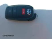 ✅ 2025 Toyota Tacoma SR • VIN: 3TMLB5JN5SM124179 • Лот: 42573907. Опубликован ранее на IAAI с пробегом 2 428 миль. Бесплатный доступ к архиву аукционных продаж из США и подробный отчёт об истории автомобиля на DreamBid. Изображение 11.