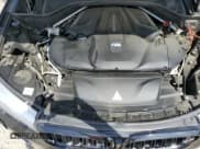 ✅ 2016 BMW X6 M • VIN: 5YMKW8C50G0R43052 • Lot: 55388075. Wystawiony na Copart z przebiegiem 93 301 mil. Bezpłatny archiwum sprzedaży aukcyjnych z USA i szczegółowy raport historii pojazdu na DreamBid. Zdjęcie 12.