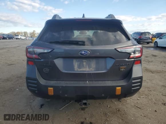 ✅ 2022 Subaru Outback Wilderness • VIN: 4S4BTGUD9N3151796 • Лот: 89835935. Опубликован ранее на Copart с пробегом 62 429 миль. Бесплатный доступ к архиву аукционных продаж из США и подробный отчёт об истории автомобиля на DreamBid. Изображение 6.