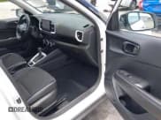 ✅ 2022 Hyundai Venue SEL • VIN: KMHRC8A32NU172418 • Lot: 42193335. Listed on IAAI with 34,147 mi. Free auction sales archive from the USA and detailed vehicle history report at DreamBid. Image 5.