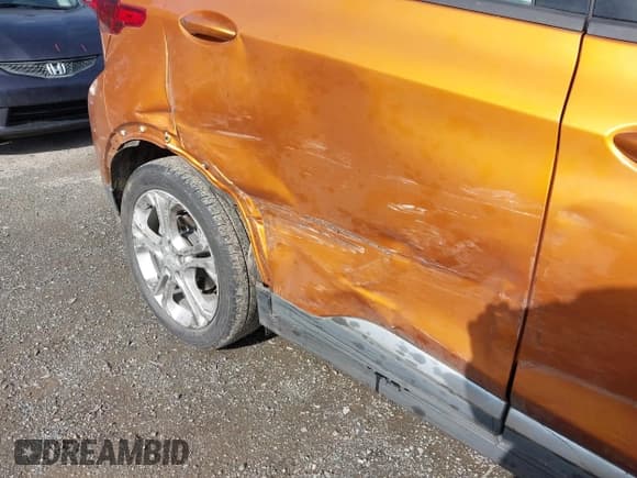 ✅ 2018 Chevrolet Bolt EV LT • VIN: 1G1FW6S06J4135351 • Lot: 41668227. Wystawiony na IAAI z przebiegiem 45 533 mil. Bezpłatny archiwum sprzedaży aukcyjnych z USA i szczegółowy raport historii pojazdu na DreamBid. Zdjęcie 6.