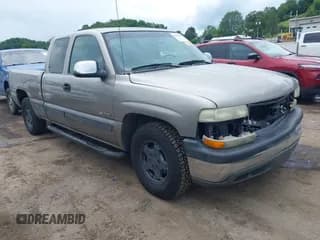 ✅ 2001 Chevrolet Silverado 1500 LS • VIN: 2GCEC19T111333023 • Lot: 42514110. Listed on IAAI with 142,420 mi. Free auction sales archive from the USA and detailed vehicle history report at DreamBid. Image 1.