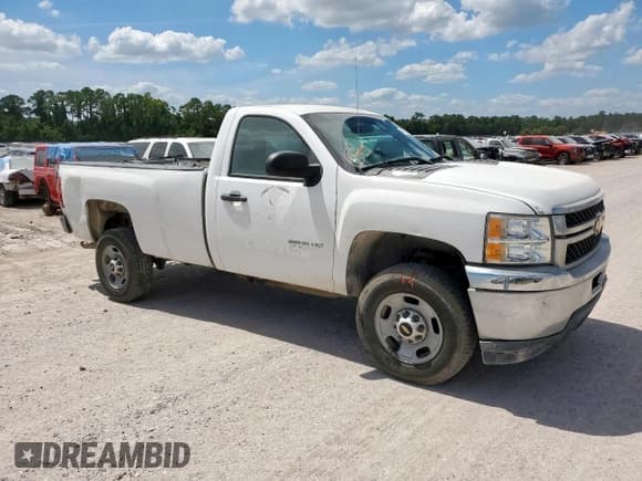 ✅ 2013 Chevrolet Silverado 2500HD Work Truck • VIN: 1GC0CVCG7DF167021 • Лот: 64770365. Опубликован ранее на Copart с пробегом 176 602 миль. Бесплатный доступ к архиву аукционных продаж из США и подробный отчёт об истории автомобиля на DreamBid. Изображение 4.