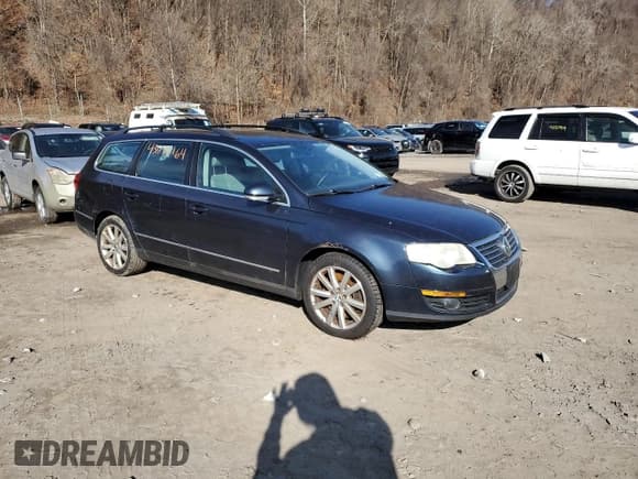 ✅ 2007 Volkswagen Passat 3.6L • VIN: WVWVU73C87E002410 • Лот: 43692164. Опубликован ранее на Copart с пробегом 175 636 миль. Бесплатный доступ к архиву аукционных продаж из США и подробный отчёт об истории автомобиля на DreamBid. Изображение 4.