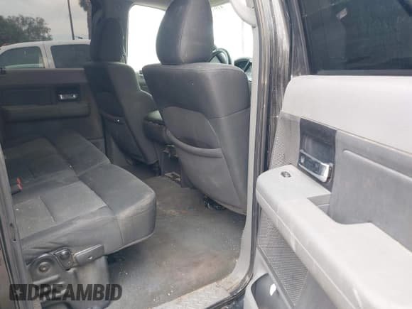 ✅ 2008 Ford F-150 XLT • VIN: 1FTPW12578FB29986 • Lot: 42024490. Listed on IAAI with 269,546 mi. Free auction sales archive from the USA and detailed vehicle history report at DreamBid. Image 8.