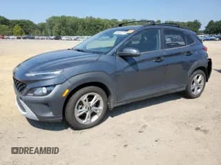 ✅ 2022 Hyundai Kona SEL • VIN: KM8K32AB5NU806360 • Лот: 69002275. Опубликован ранее на Copart с пробегом 92 579 миль. Бесплатный доступ к архиву аукционных продаж из США и подробный отчёт об истории автомобиля на DreamBid. Изображение 1.