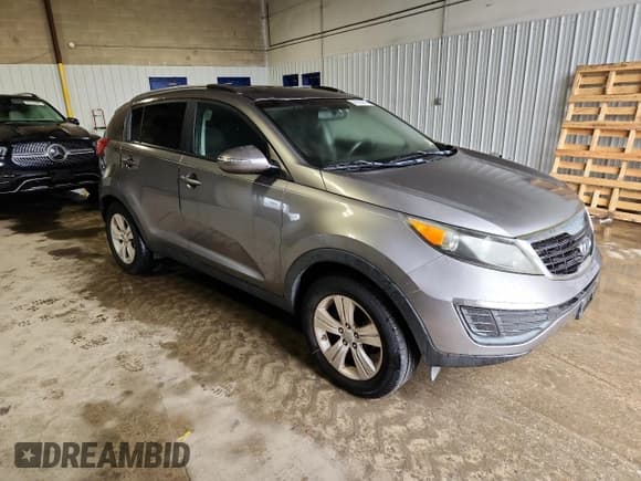 ✅ 2011 Kia Sportage LX • VIN: KNDPB3A25B7058769 • Lot: 90385075. Wystawiony na Copart z przebiegiem 143 353 mil. Bezpłatny archiwum sprzedaży aukcyjnych z USA i szczegółowy raport historii pojazdu na DreamBid. Zdjęcie 4.