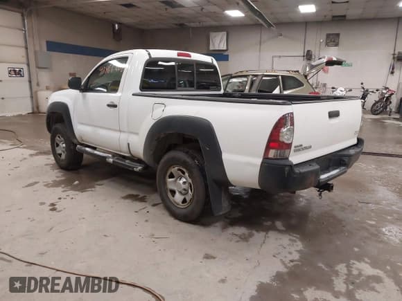 ✅ 2011 Toyota Tacoma • VIN: 5TFPX4EN3BX006133 • Lot: 43866208. Listed on IAAI with 371,193 mi. Free auction sales archive from the USA and detailed vehicle history report at DreamBid. Image 3.