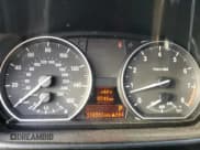 ✅ 2013 BMW 1 Series 135i • VIN: WBAUC9C53DVY60078 • Лот: 48583615. Опубликован ранее на Copart с пробегом 118 563 миль. Бесплатный доступ к архиву аукционных продаж из США и подробный отчёт об истории автомобиля на DreamBid. Изображение 9.