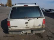 ✅ 1994 Ford Explorer Eddie Bauer • VIN: 1FMDU34X4RUE80513 • Lot: 80094394. Listed on Copart with 293,609 mi. Free auction sales archive from the USA and detailed vehicle history report at DreamBid. Image 6.