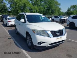 ✅ 2016 Nissan Pathfinder S • VIN: 5N1AR2MN4GC635755 • Лот: 42651798. Опубликован ранее на IAAI с пробегом 134 076 миль. Бесплатный доступ к архиву аукционных продаж из США и подробный отчёт об истории автомобиля на DreamBid. Изображение 1.