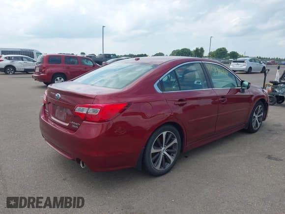 ✅ 2015 Subaru Legacy Limited • VIN: 4S3BNEN69F3062623 • Лот: 42906089. Опубликован ранее на IAAI с пробегом 98 986 миль. Бесплатный доступ к архиву аукционных продаж из США и подробный отчёт об истории автомобиля на DreamBid. Изображение 4.