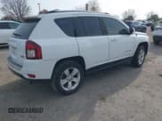 ✅ 2015 Jeep Compass Latitude • VIN: 1C4NJDEB8FD396605 • Lot: 43656897. Listed on IAAI with 123,281 mi. Free auction sales archive from the USA and detailed vehicle history report at DreamBid. Image 4.