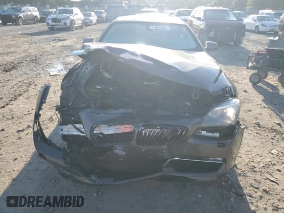 ✅ 2014 BMW 6 Series 640i • VIN: WBA6A0C58EDZ04545 • Lot: 71086984. Wystawiony na Copart z przebiegiem 99 048 mil. Bezpłatny archiwum sprzedaży aukcyjnych z USA i szczegółowy raport historii pojazdu na DreamBid. Zdjęcie 5.