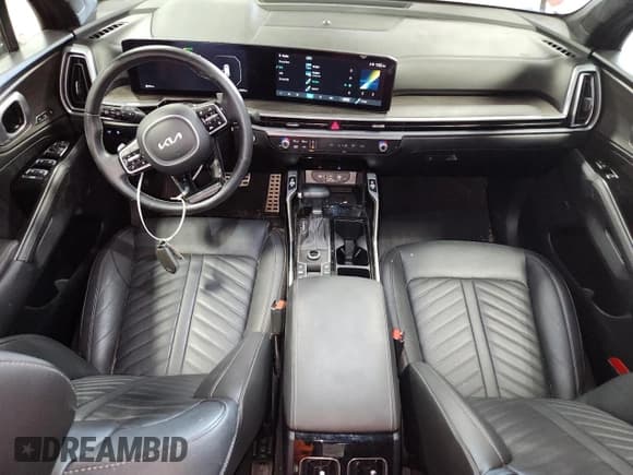 ✅ 2024 Kia Sorento X-Line SX • VIN: 5XYRKDJF0RG293126 • Лот: 70706225. Опубликован ранее на Copart с пробегом 13 969 миль. Бесплатный доступ к архиву аукционных продаж из США и подробный отчёт об истории автомобиля на DreamBid. Изображение 8.